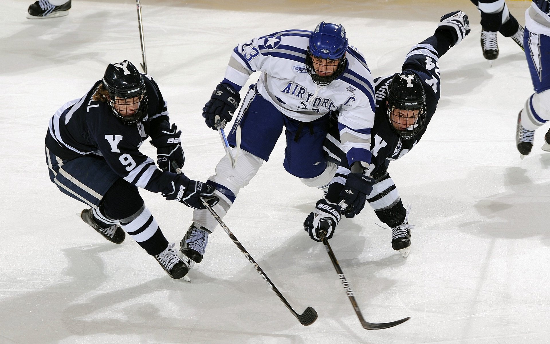 哈利伯顿一箭定乾坤，美加墨世界杯之夜的篮球全球化寓言
